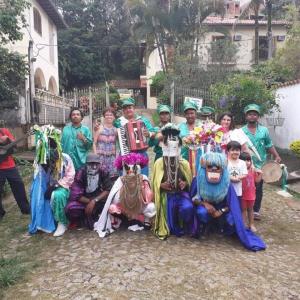 Visita à casa de devoto: confraternização